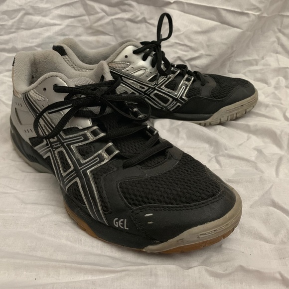 new asics volleyball shoes 2019